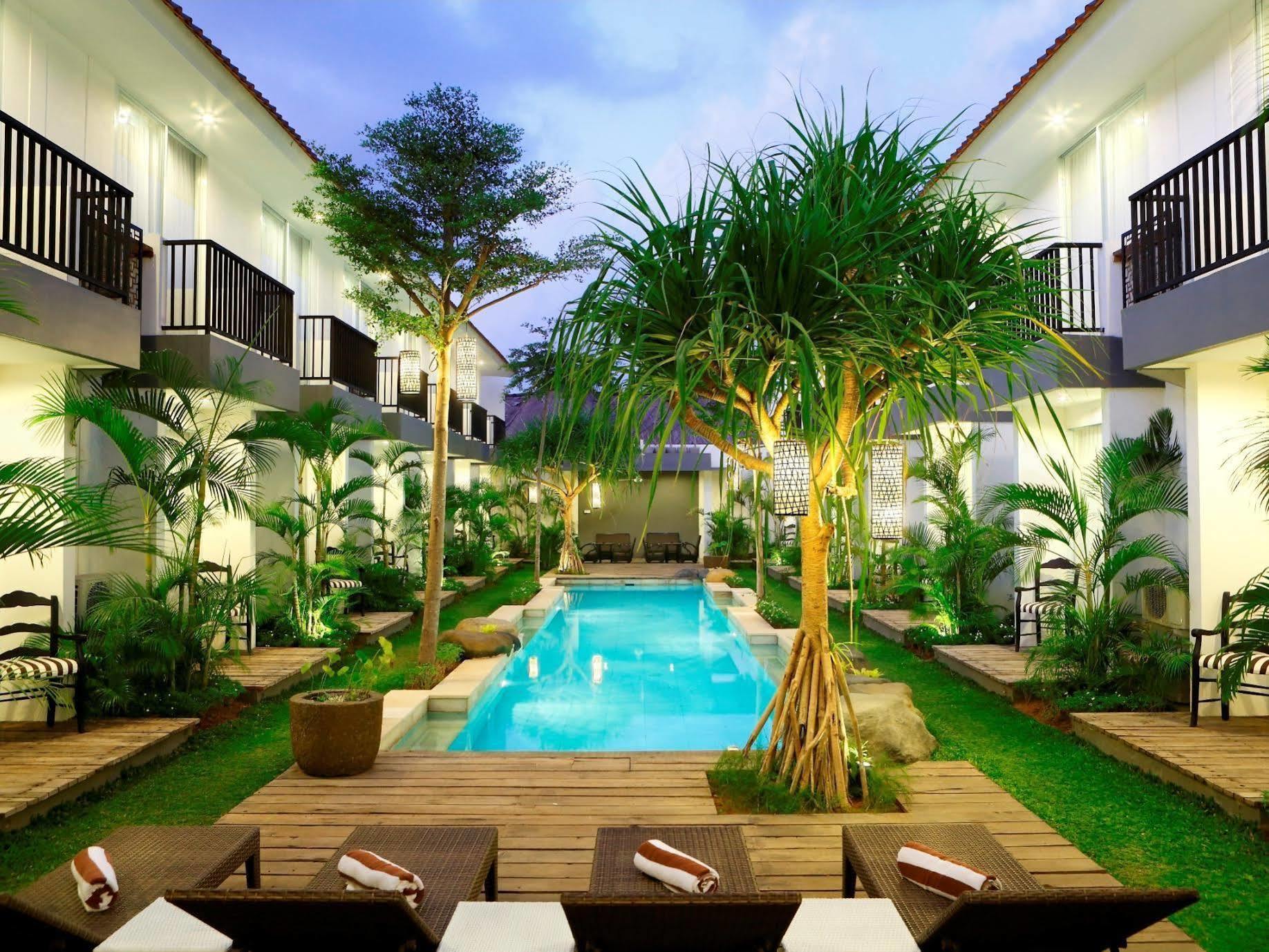 7 Bidadari Boutique Hotel Семиняк Екстериор снимка